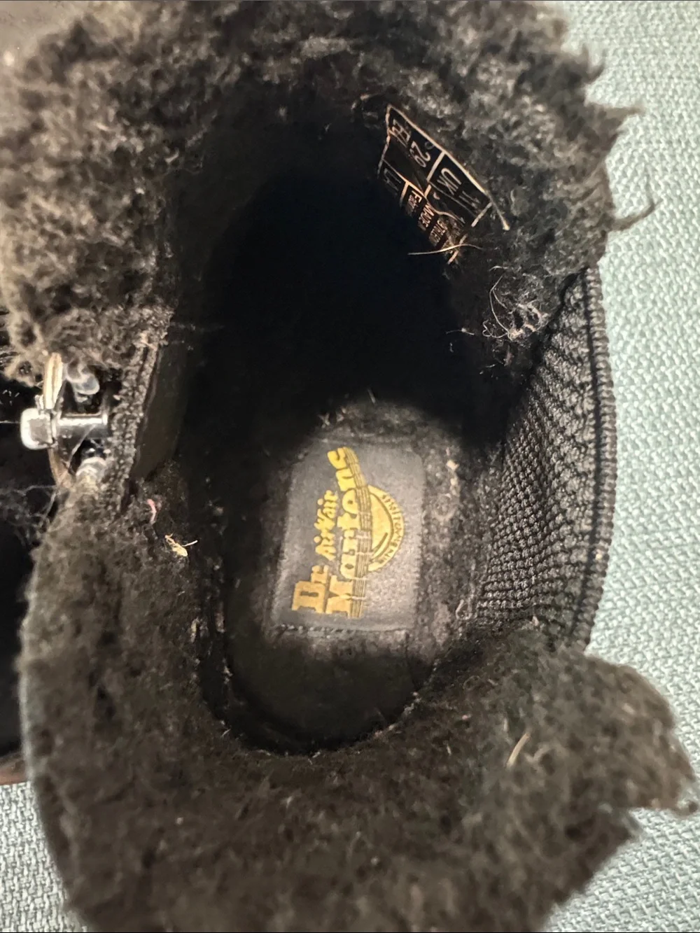 Dr. Martens Chelsea Boots with Faux Fur Lining Kids Size 12 Black Side Zipper